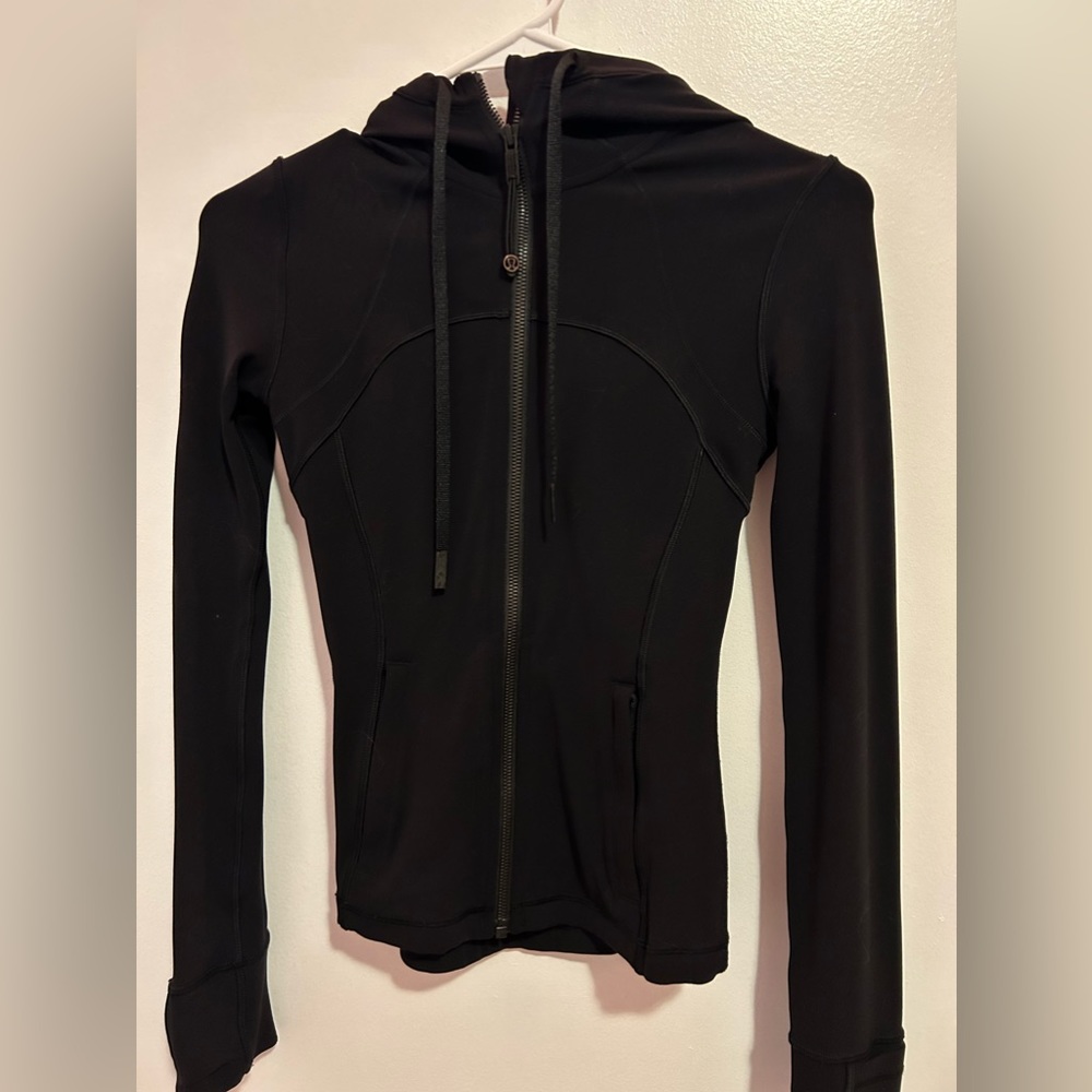 Lululemon black hooded define jacket